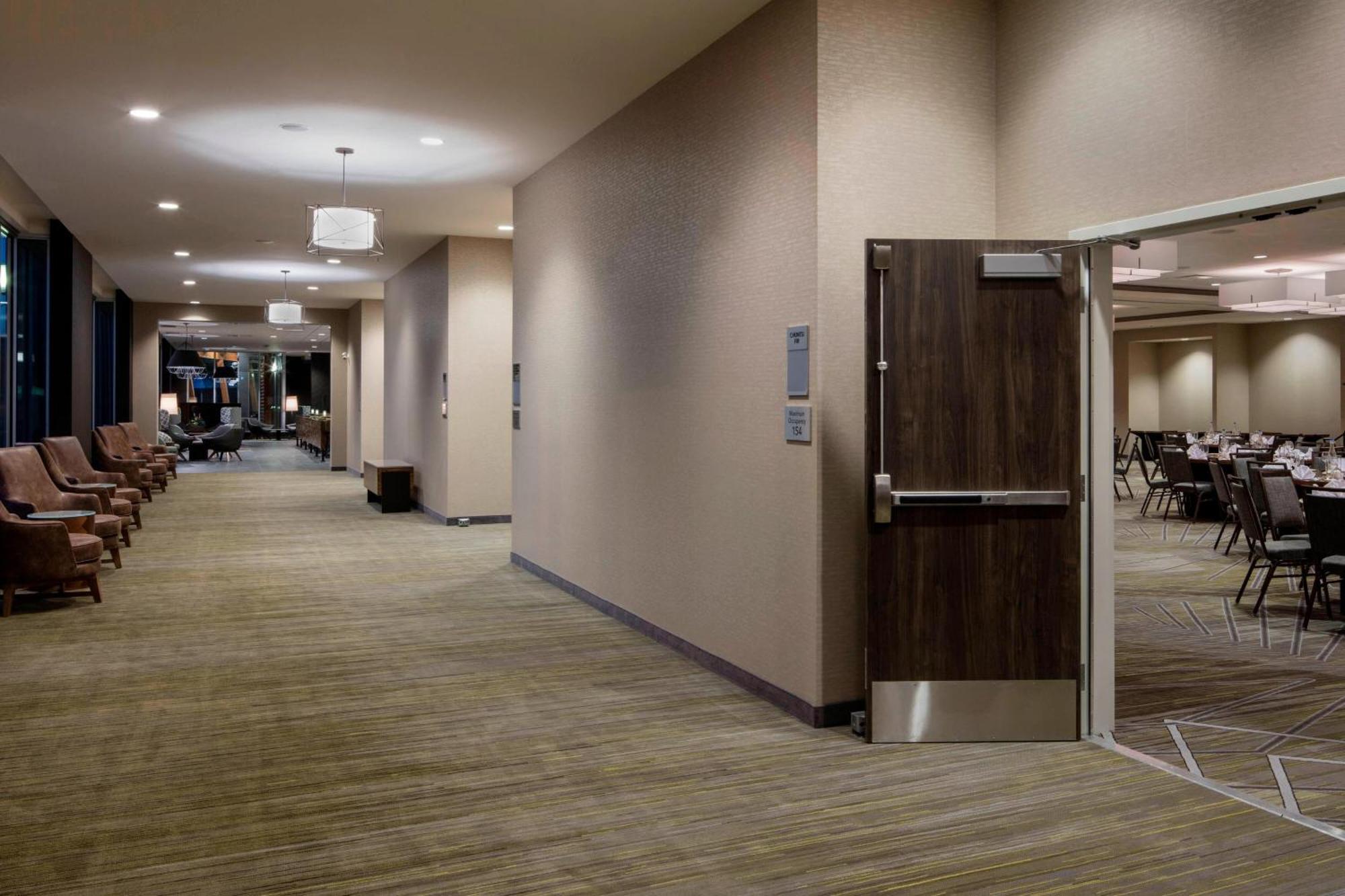 Courtyard By Marriott Prince George Esterno foto
