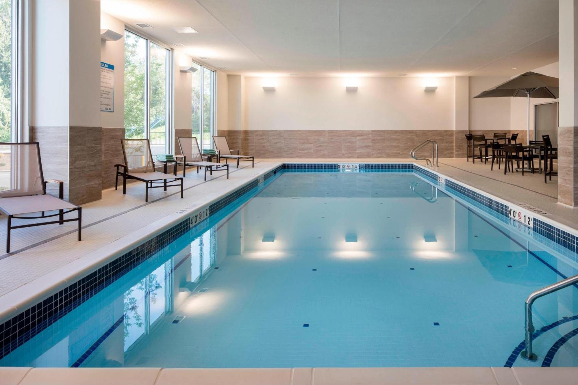 Courtyard By Marriott Prince George Esterno foto