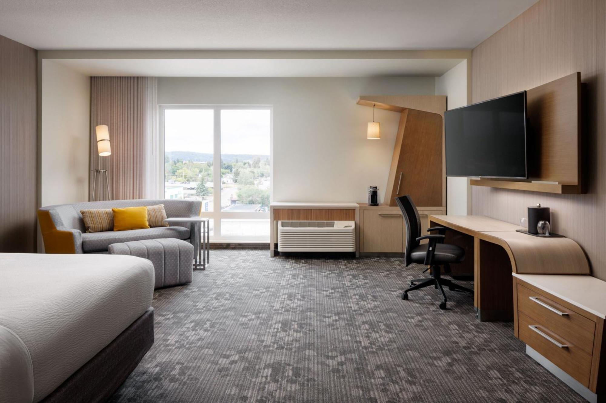Courtyard By Marriott Prince George Esterno foto