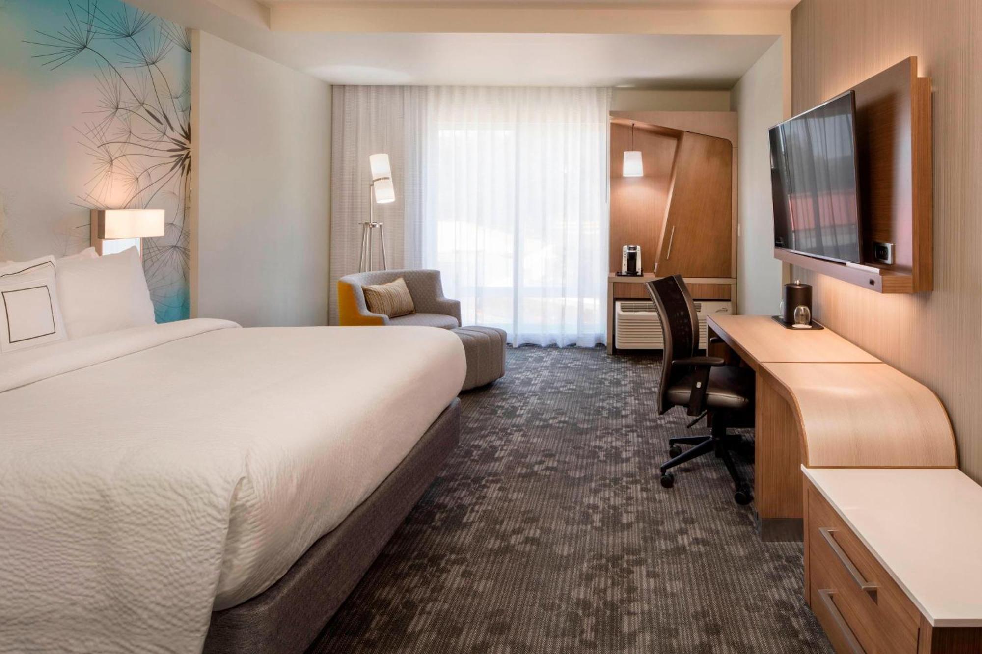 Courtyard By Marriott Prince George Esterno foto