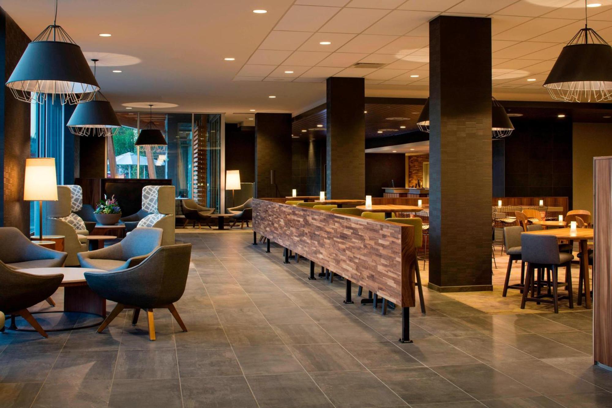 Courtyard By Marriott Prince George Esterno foto