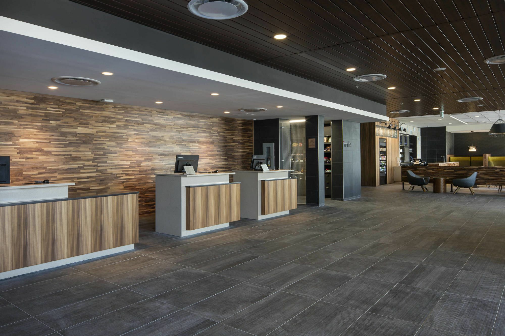 Courtyard By Marriott Prince George Esterno foto